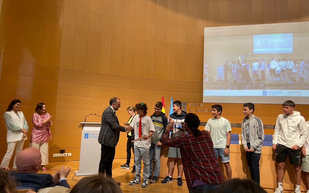 El IES de Ames gana la primera edición de Reimagina la Ciencia en Galicia, que contó con la participación de más de 1.000 estudiantes pertenecientes a 33 centros de secundaria y bachillerato