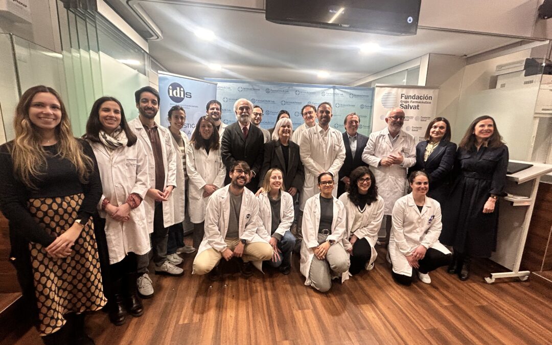 Un proyecto de investigación liderado por el grupo FarmaCHUSLab del IDIS recibe el Premio Salvat